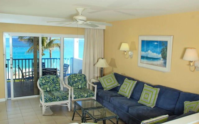Paradise Island Beach Club by RedAwning