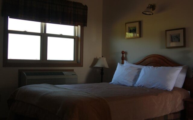 Smith Rock Chalets & Retreat