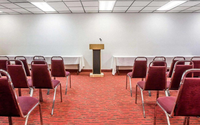 Quality Inn & Suites Montebello - Los Angeles