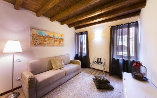 Arena Dreams Apartment