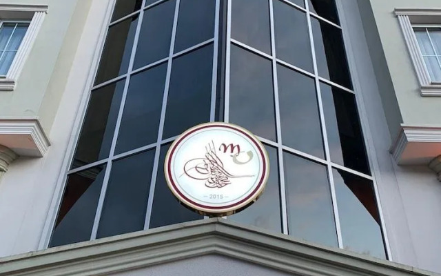 Gold Mina Hotel