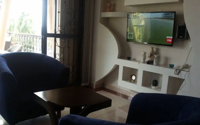 Pent House Inn Namugongo