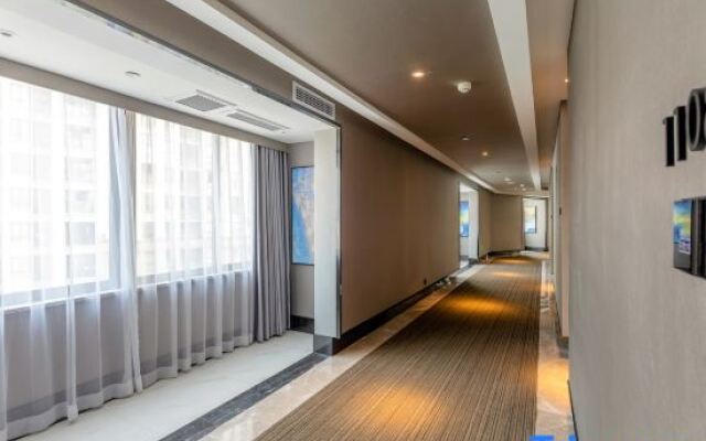 MOUNT WELL RESORT HOTEL Light Luxury Hotel (Chongqing Happy Valley Halo Shopping Park)