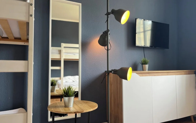 Blue Doors Hostel KTV