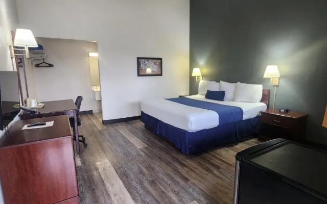 Econo Lodge Conference Center