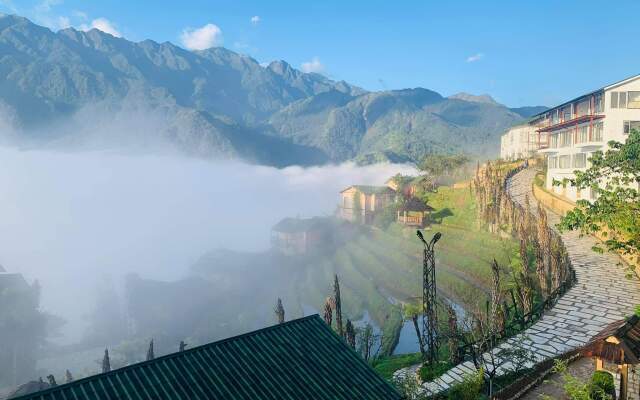 Sapa CatCat Hills Resort