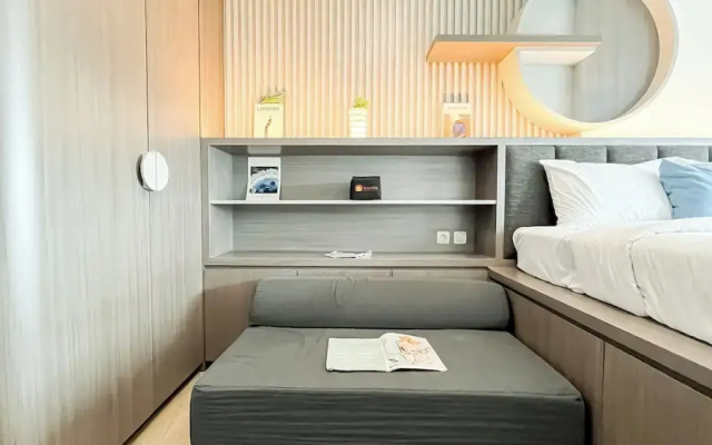 Studio Near Grand Serpong Mall At Apartment Collins Boulevard