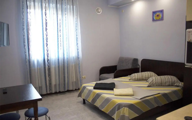 Apartment on Klochkivska Street