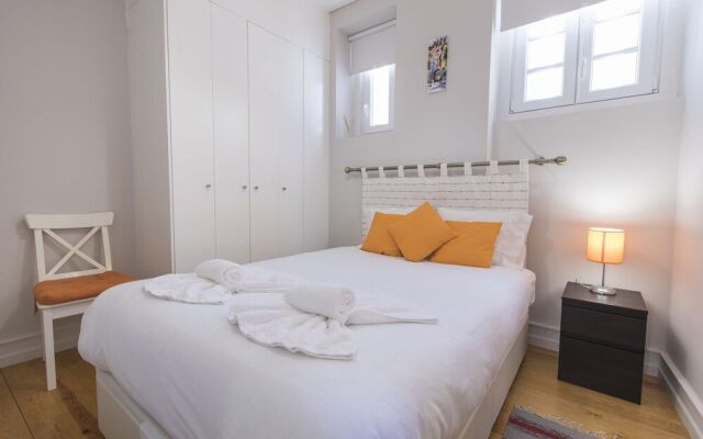 Cozy Flat in the Heart of Alfama