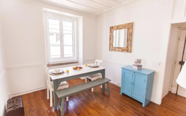 LovelyStay - Cosy Bairro Alto Duplex