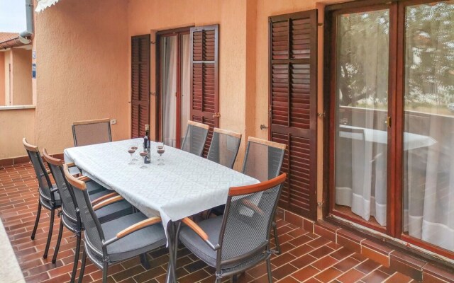 Awesome Home in Fazana With Wifi and 4 Bedrooms