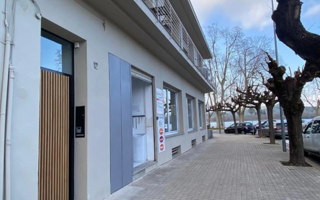 JASALPI único apartamento delante del Lago de Banyoles