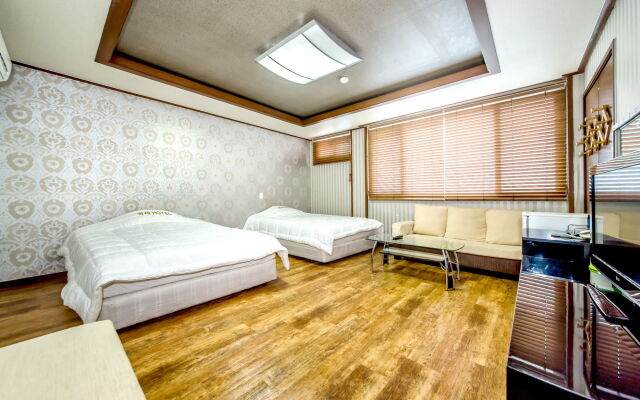 Gukje Hotel