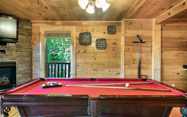 Timberwolf Vista w HotTub Pool View