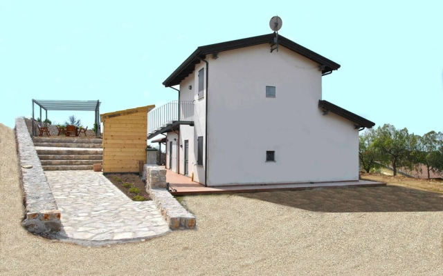 White Roses Flat in Semi-detached Villa