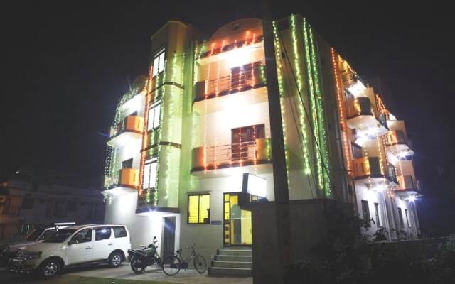 Prateek Residency by Goroomgo