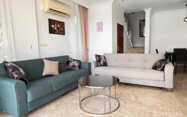 Arnna 4 Villa