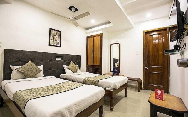 OYO 4287 Hotel Pathik