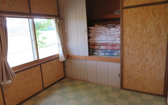 Mizu No Gakko – Guest Rooms – Shari