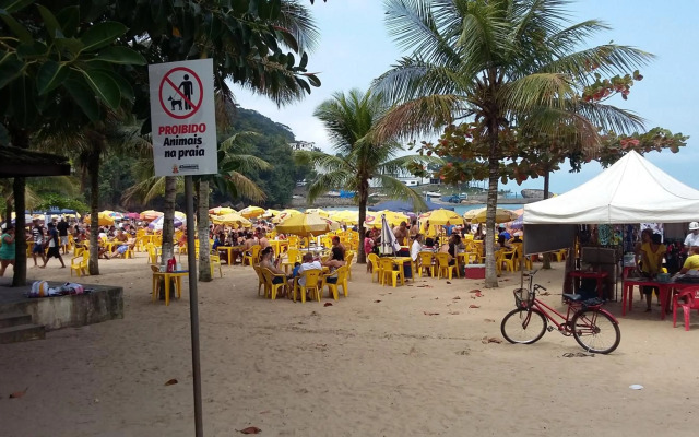 Kitnets Gracimar à 300mts Martin de Sá Caraguatatuba