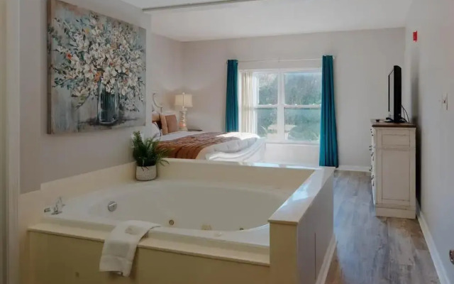 Whispering Pines 333