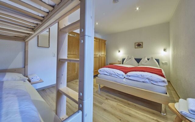 Appartement Zum Turm Top 4