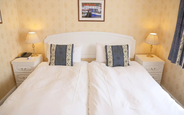 Saxonville Hotel