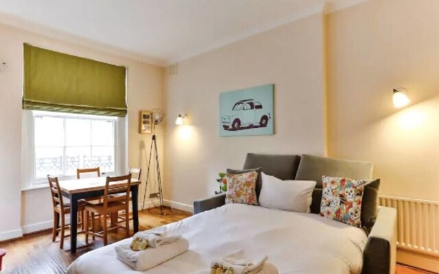 Great Apartment in Beautiful Location!