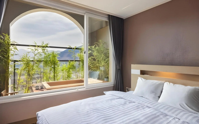 Kensington Resort Jirisan Hadong