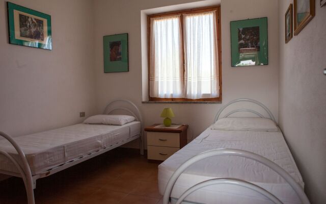 Fantastico San Teodoro Fs-Ah01