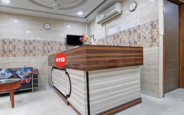 Oyo Flagship 807479 Hotel Collection