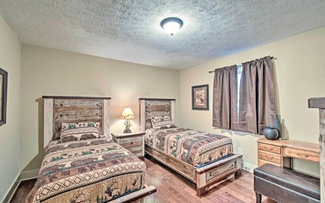 Comfy Jasper Getaway w/ Community Amenities!