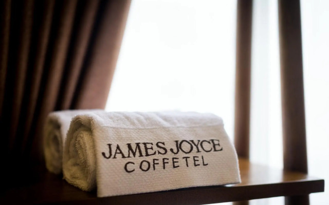 James Joyce Coffetel Qinhuangdao People Park Plaza
