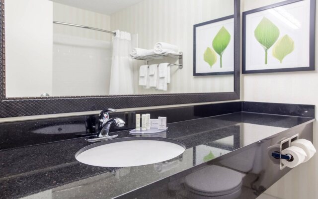 Fairfield Inn & Suites by Marriott Canton