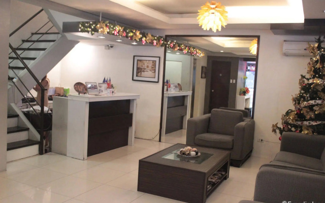 OYO 114 One Liberty Hotel
