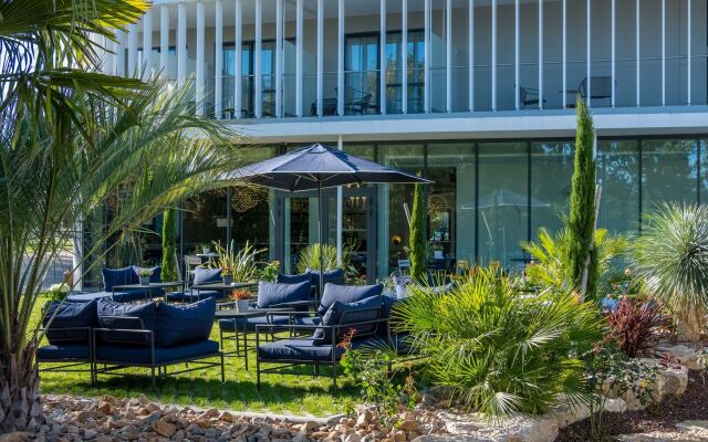 Golden Tulip Lyon Ouest Techlid Hotel & Spa