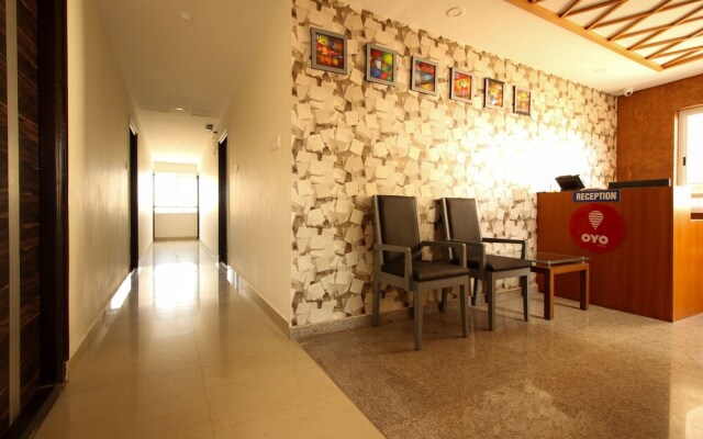 OYO 7529 Mayuri Residency