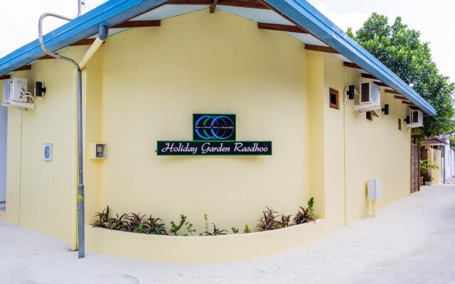 Holiday Garden Rasdhoo