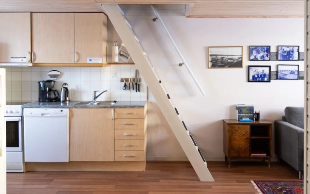 Ekker Island Arctic Lodge