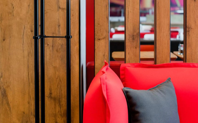 ibis Warszawa Ostrobramska