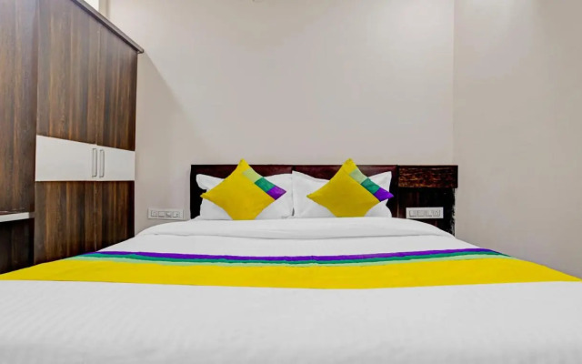 Hotel Anand Shree,Indore