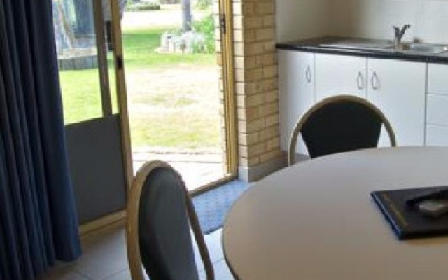 Esperance Beachfront Resort – Guest Rooms – Esperance