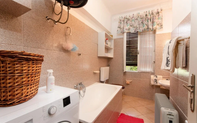 Elegant Lovran Apartment With Large Outdoor Area