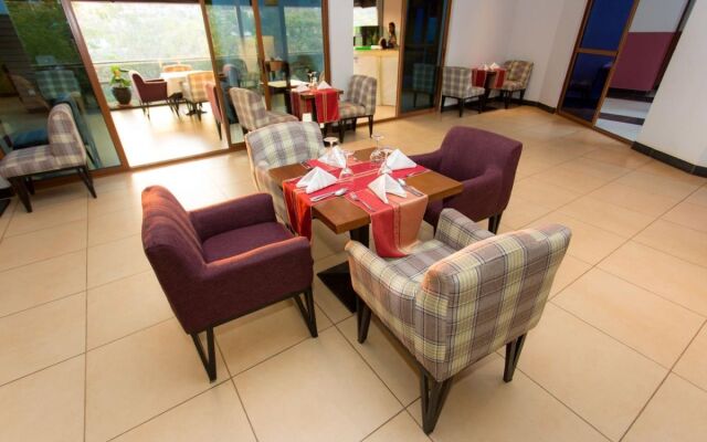 Orient Park Hotel