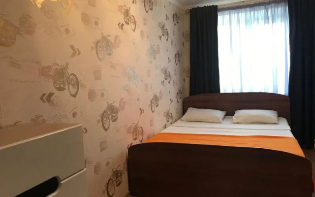 Апартаменты Пять Звезд Сквер Металлургов