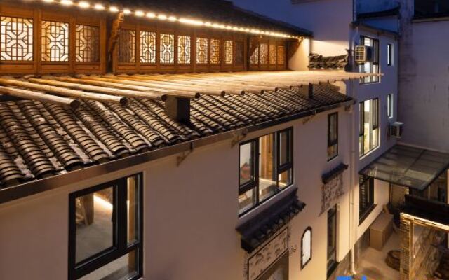 Wuyuan Huangling Qianyuan Backyard Homestay