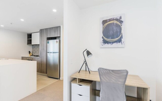 Luxury 2 Bed Apt In South Brisbane And Free Parking Qsb058