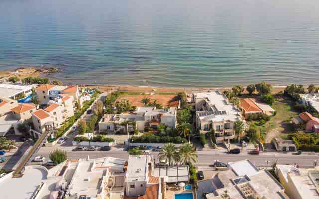 Elotis Suites