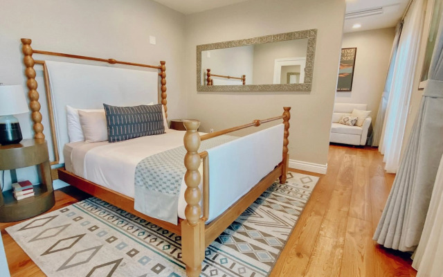 Zane Grey Pueblo Hotel