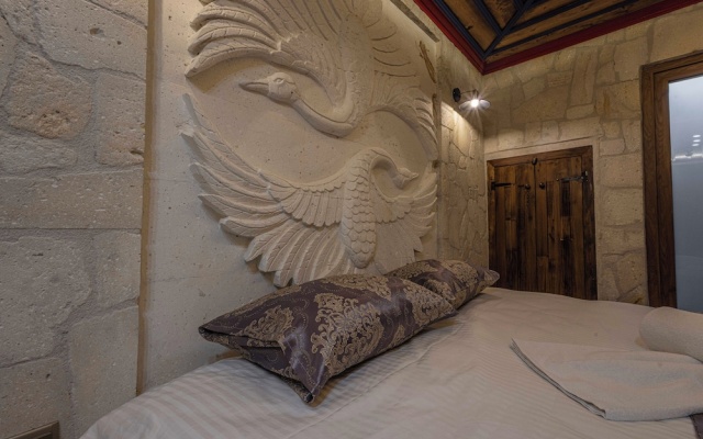 Tyana Cave House